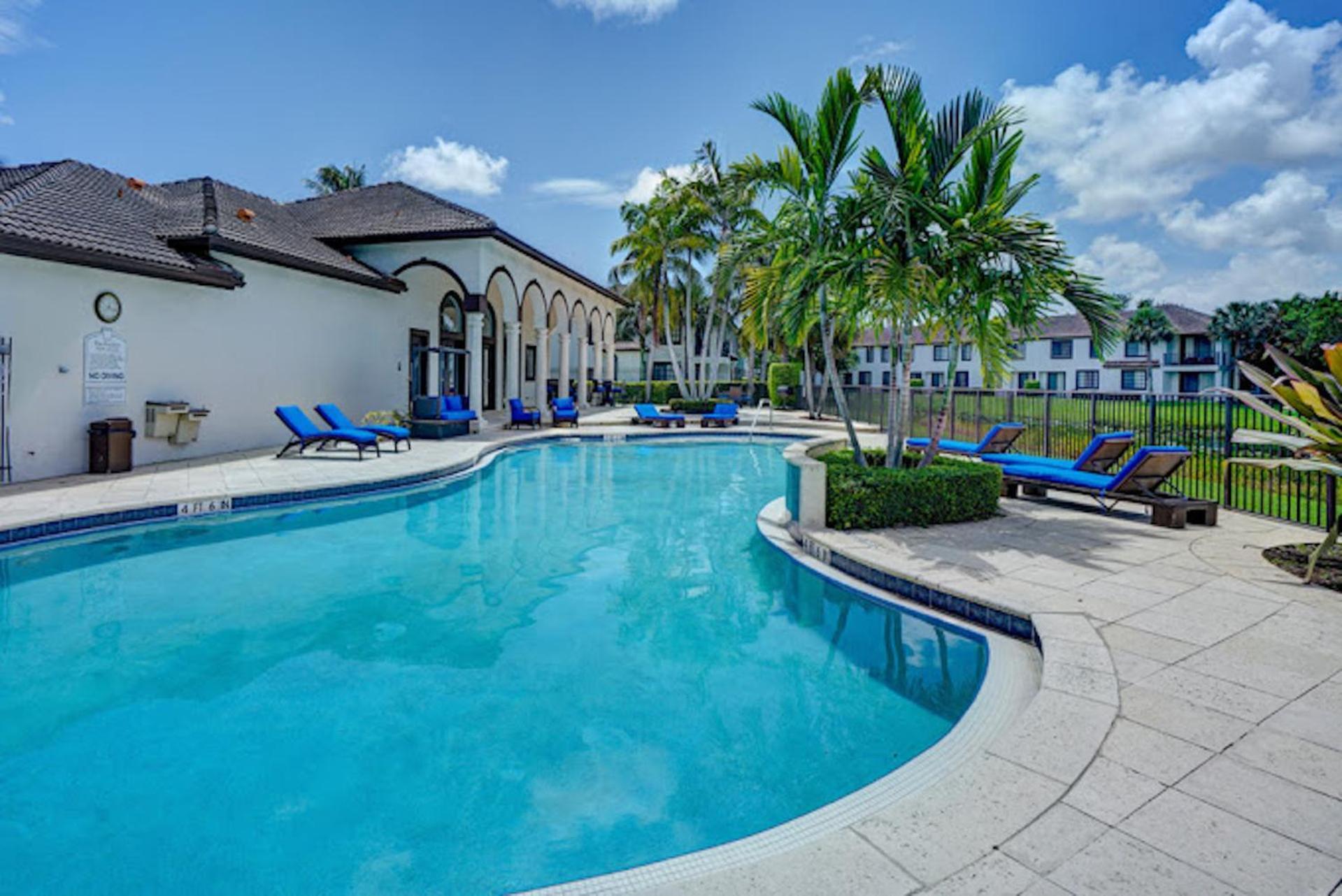 Newly Renovated Townhome With King Bed Delray Beach Exteriér fotografie